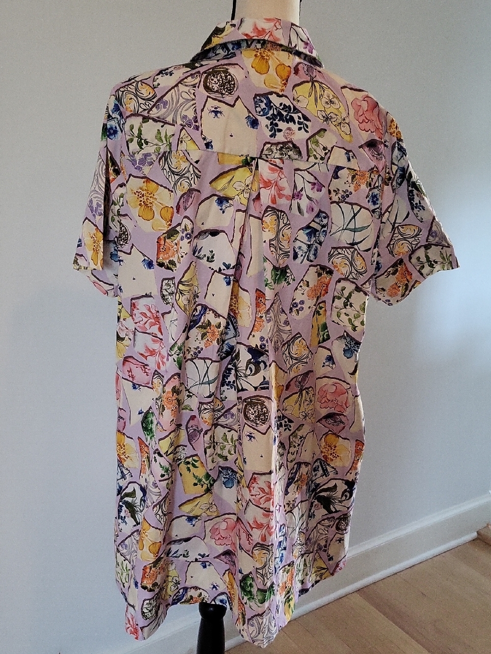 Anthropologie Casual Pastel Floral Short-Sleeve Button-Down Shirt - Multicolor - Picture 7 of 8